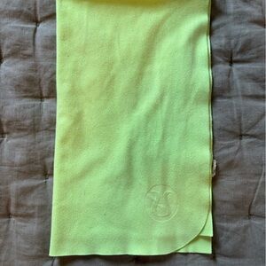 Lululemon Neon Green athletic microfiber towel